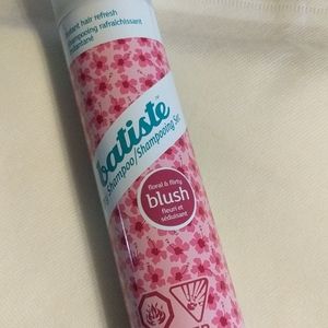 Brand new Batiste Dry Shampoo Floral Flirty